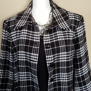 HOT IN HOLLYWOOD Women's black plaid coat 18W